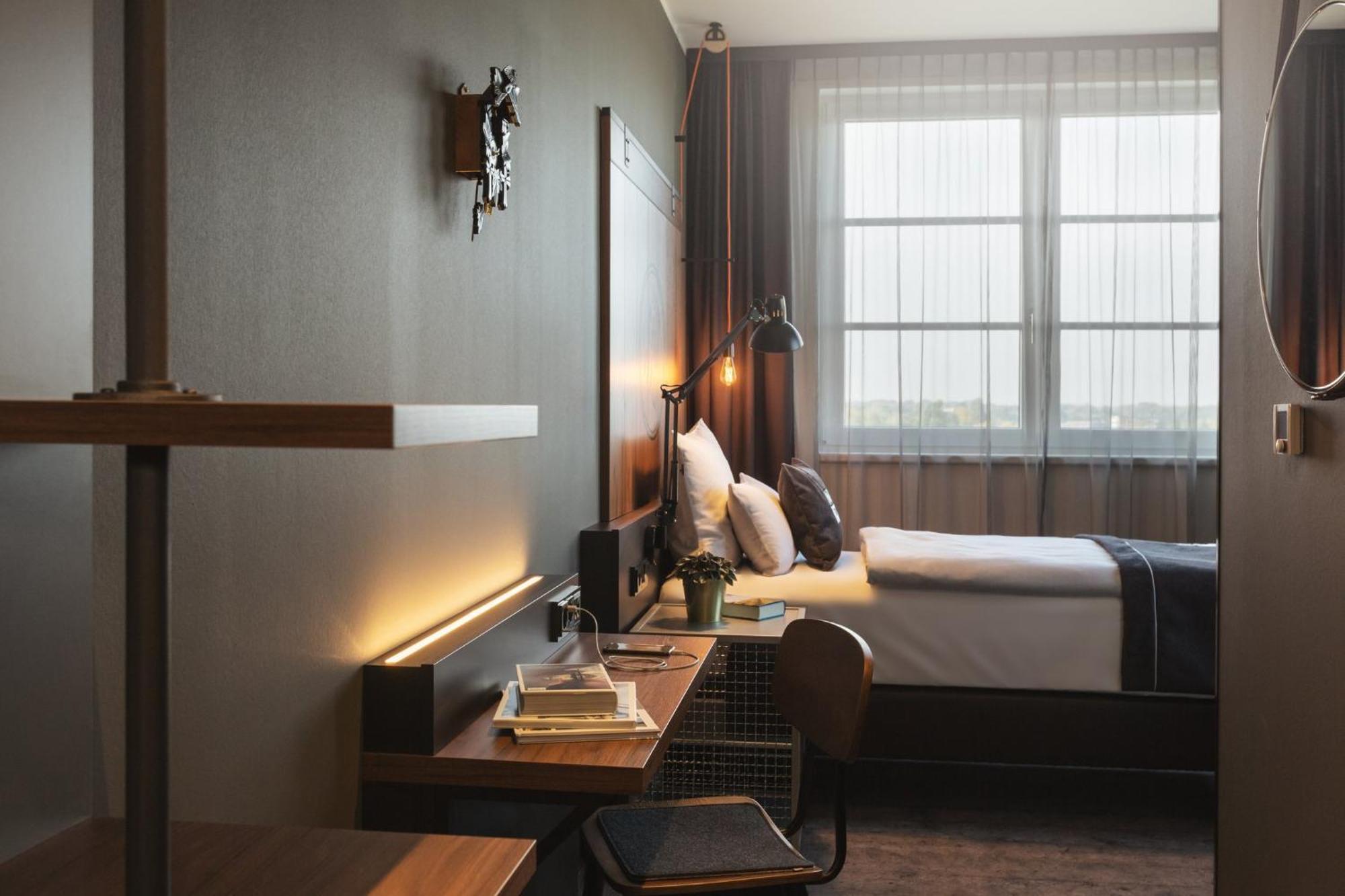 Holiday Inn - The Niu, Bricks Hamburg Eppendorf By Ihg Bagian luar foto